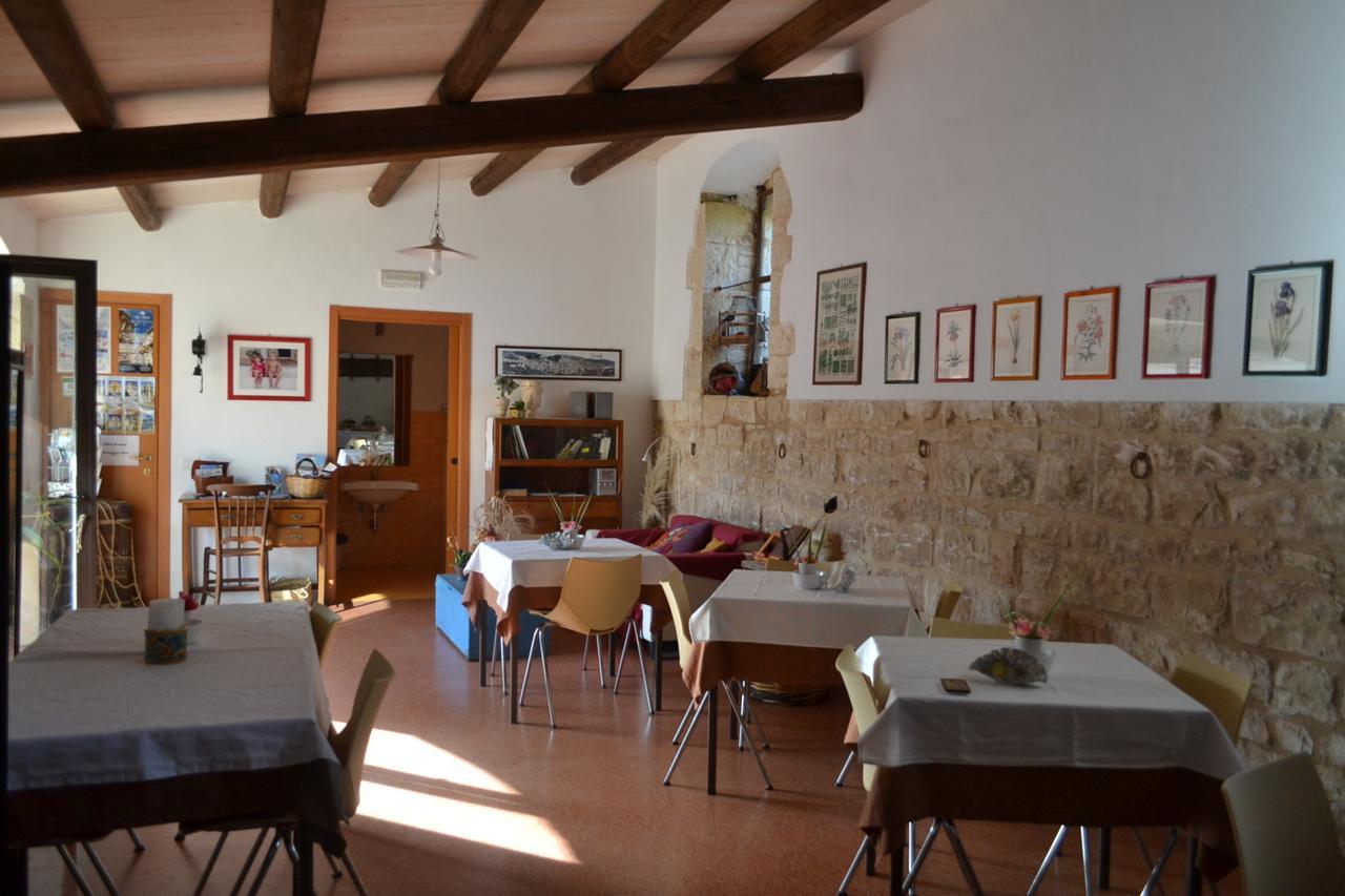 Dimore Del Valentino Sampieri Extérieur photo